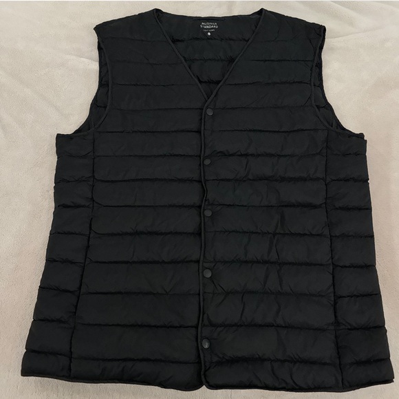 Black light down vest with button-up front and pockets woman size L - Picture 1 of 7
